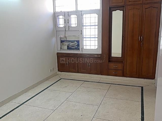3 BHK Apartment in Sector 23 Dwarka for rent New Delhi. The reference number is 19748685