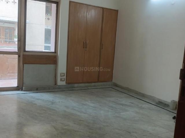 3 BHK Apartment in Sector 23 Dwarka for rent New Delhi. The reference number is 21029705