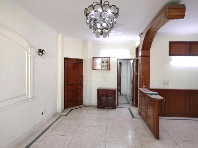 3 BHK Apartment in Sector 23 Dwarka for resale New Delhi. The reference number is 20509118