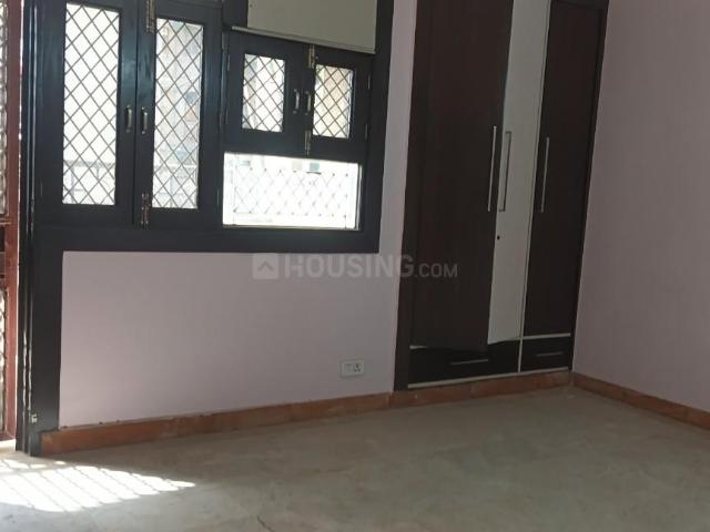 3 BHK Apartment in Sector 2 Dwarka for rent New Delhi. The reference number is 21011514