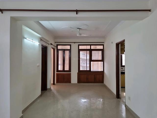 3 BHK Apartment in Sector 2 Dwarka for resale New Delhi. The reference number is 20193114