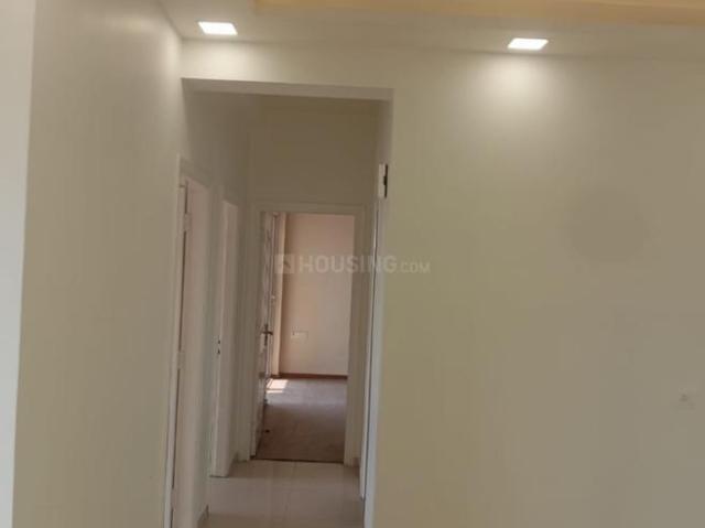 3 BHK Apartment in Sector 2 for rent Sohna. The reference number is 19764998