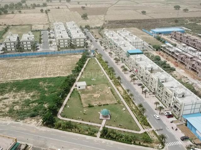 3 BHK Apartment in sector 37 for rent Bahadurgarh. The reference number is 20843636