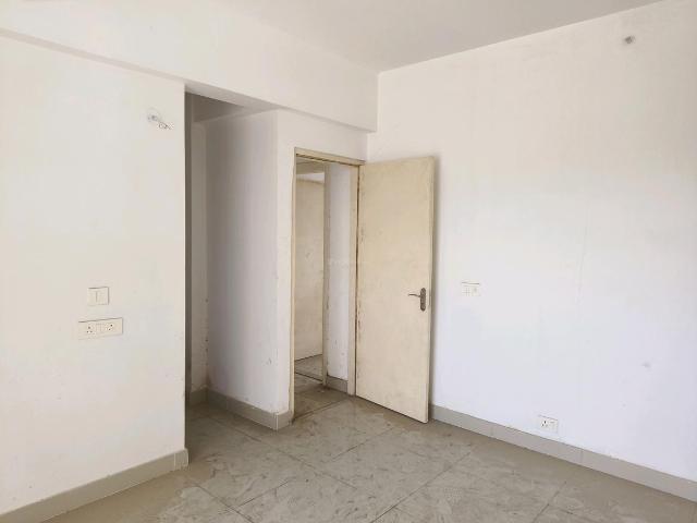 3 BHK Apartment in Sector 37C for resale Gurgaon. The reference number is 19971407