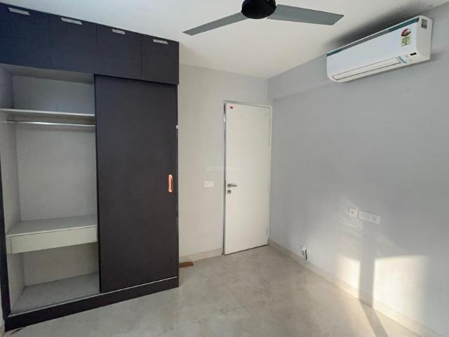 3 BHK Apartment in Sector 37D for rent Gurgaon. The reference number is 21272650