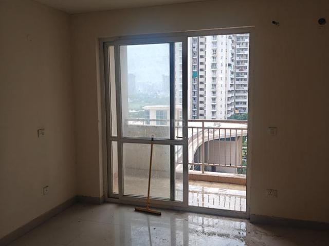 3 BHK Apartment in Sector 37D for resale Gurgaon. The reference number is 20936818