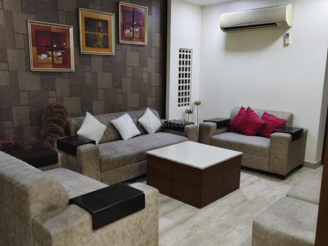 3 BHK Apartment in Sector 30 for rent Faridabad. The reference number is 16159957