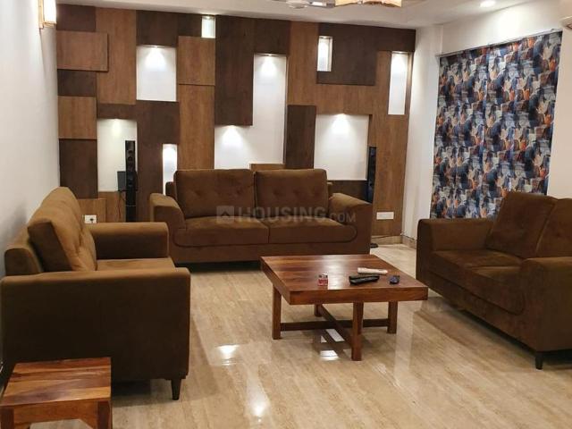3 BHK Apartment in Sector 31 for rent Gurgaon. The reference number is 11575134