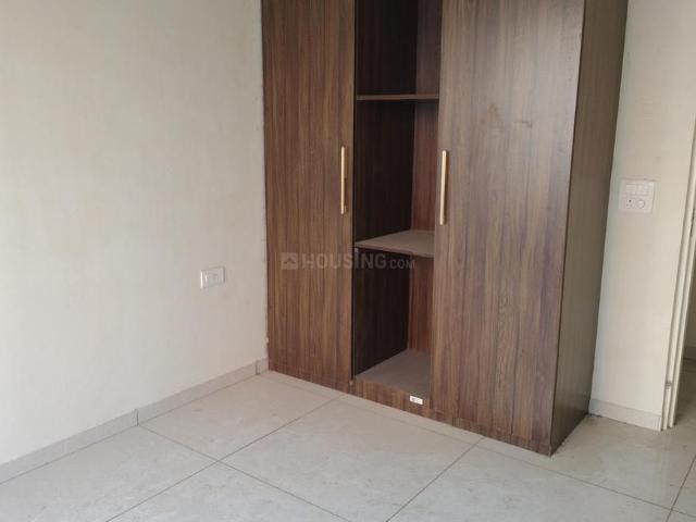 3 BHK Apartment in Sector 33 for rent Sohna. The reference number is 21135439