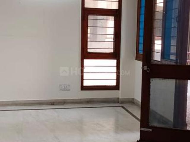 3 BHK Apartment in Sector 3 Dwarka for rent New Delhi. The reference number is 19416350