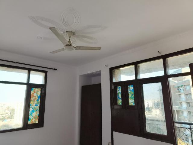 3 BHK Apartment in Sector 3 Dwarka for rent New Delhi. The reference number is 19594578