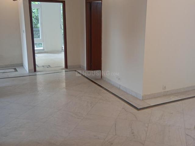 3 BHK Apartment in Sector 3 Dwarka for rent New Delhi. The reference number is 21019666