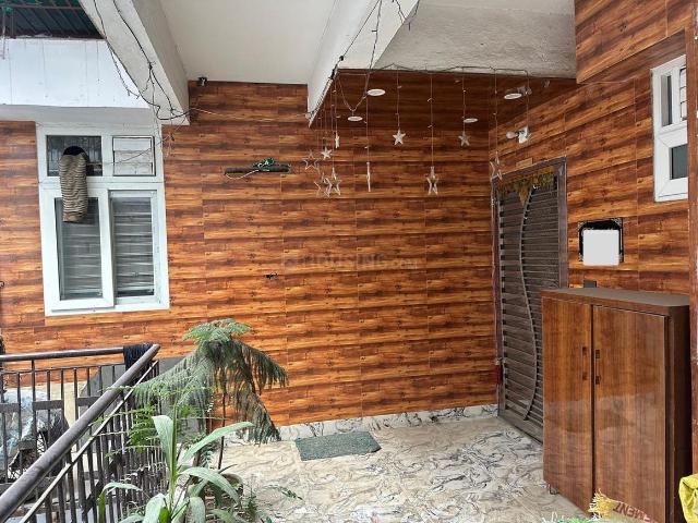 3 BHK Apartment in Sector 3 Dwarka for rent New Delhi. The reference number is 21276534
