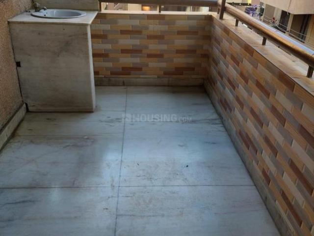 3 BHK Apartment in Sector 3 Dwarka for resale New Delhi. The reference number is 18938190