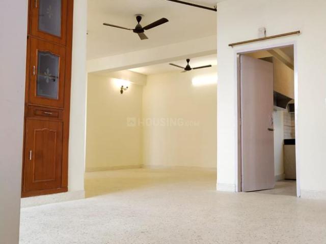 3 BHK Apartment in Sector 3 Dwarka for resale New Delhi. The reference number is 20019606