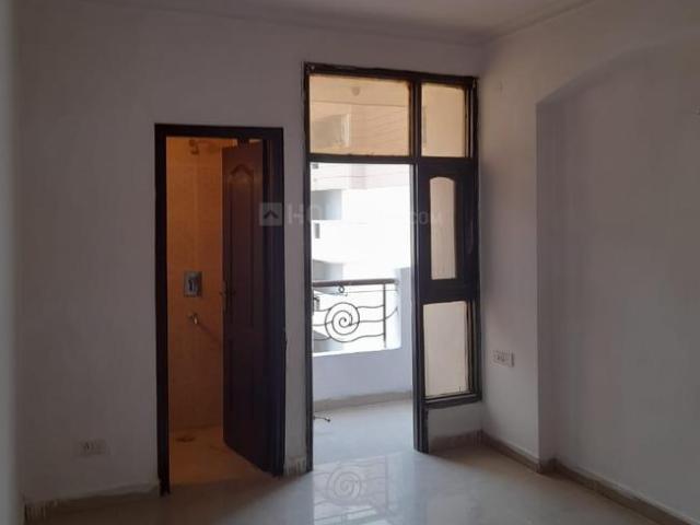 3 BHK Apartment in Sector 3 Dwarka for resale New Delhi. The reference number is 20287698
