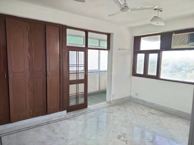 3 BHK Apartment in Sector 3 Dwarka for resale New Delhi. The reference number is 20670490