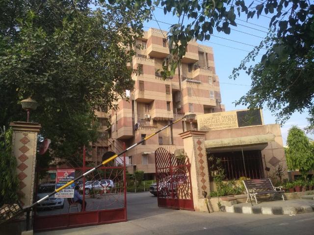 3 BHK Apartment in Sector 3 Dwarka for resale New Delhi. The reference number is 20738491
