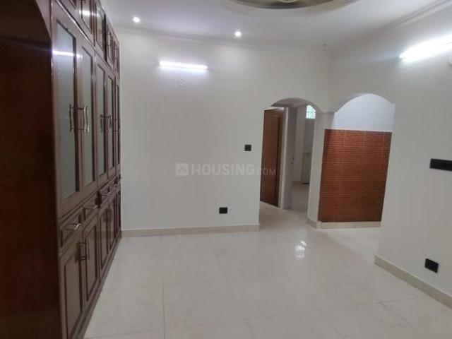 3 BHK Apartment in Sector 3 Dwarka for resale New Delhi. The reference number is 21007552
