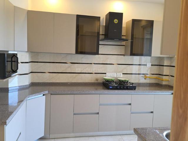 3 BHK Apartment in Sector 3 for rent Gurgaon. The reference number is 17089449
