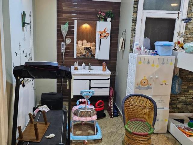3 BHK Apartment in Sector 45 for rent Noida. The reference number is 19874418