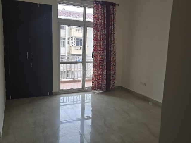 3 BHK Apartment in Sector 45 for rent Noida. The reference number is 20596523