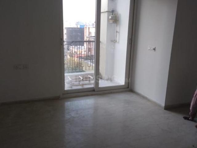3 BHK Apartment in Sector 45 for rent Noida. The reference number is 21154438