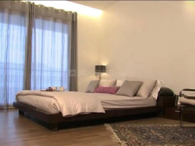 3 BHK Apartment in Sector 45 for rent Noida. The reference number is 21235884
