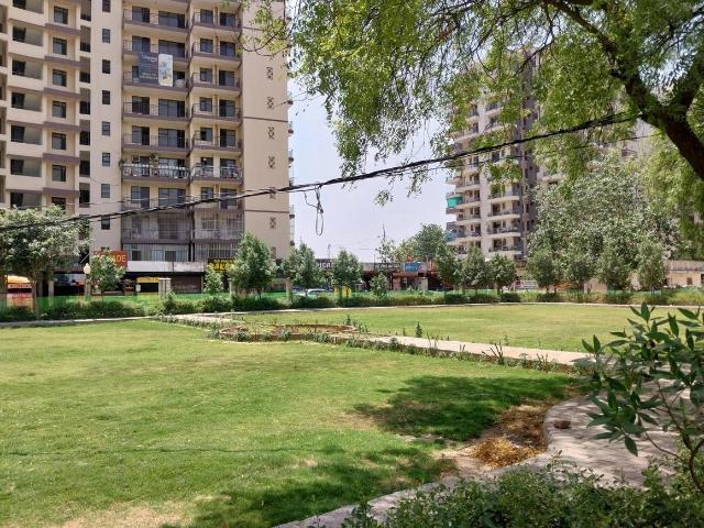 3 BHK Apartment in Sector 45 for resale Faridabad. The reference number is 21122217