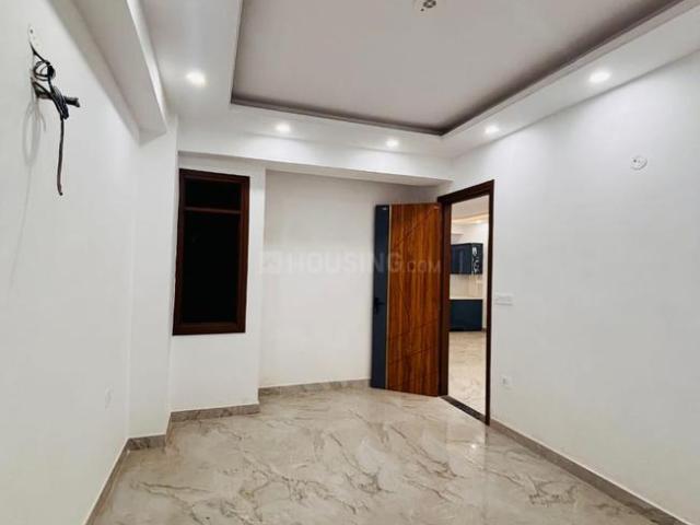 3 BHK Apartment in Sector 45 for resale Noida. The reference number is 20856148