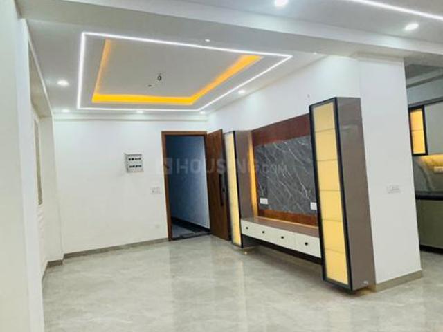 3 BHK Apartment in Sector 45 for resale Noida. The reference number is 21081927