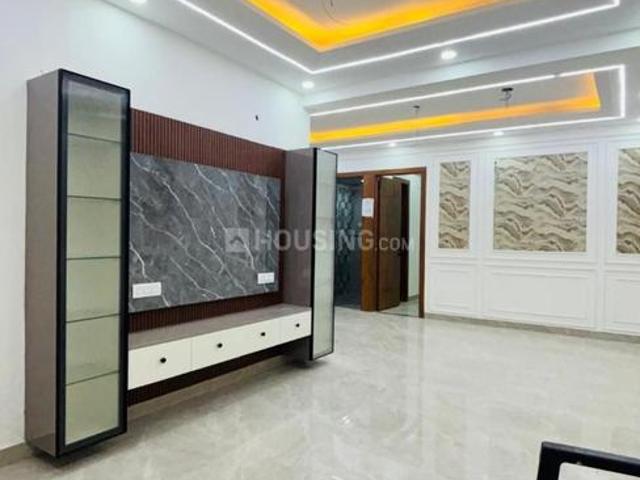 3 BHK Apartment in Sector 45 for resale Noida. The reference number is 21084085