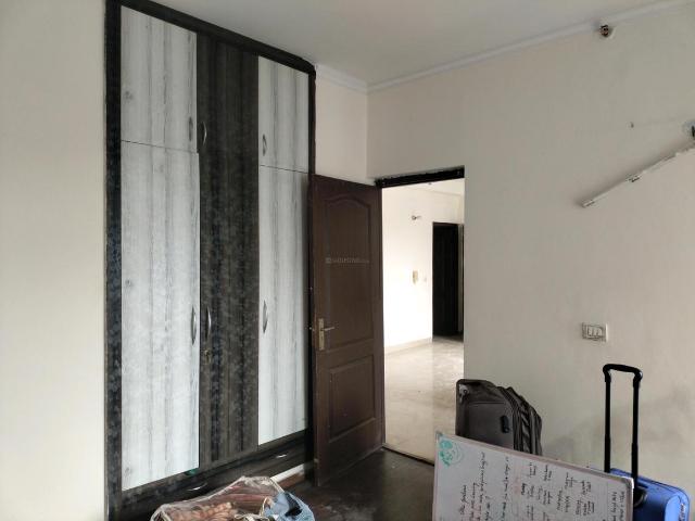 3 BHK Apartment in Sector 46 for rent Noida. The reference number is 20817206