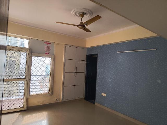 3 BHK Apartment in Sector 46 for rent Noida. The reference number is 20967061