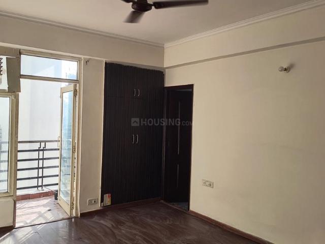 3 BHK Apartment in Sector 46 for rent Noida. The reference number is 21050406
