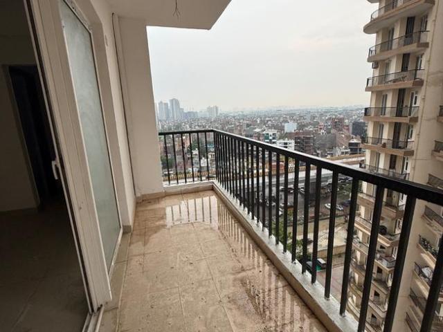 3 BHK Apartment in Sector 46 for resale Noida. The reference number is 20625728