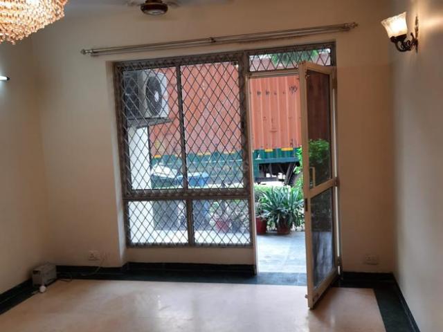 3 BHK Apartment in Sector 48 for rent Gurgaon. The reference number is 20709672