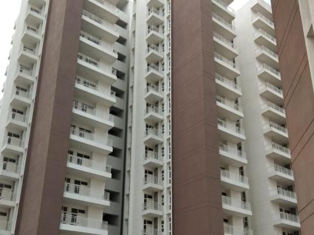 3 BHK Apartment in Sector 49 for rent Faridabad. The reference number is 9953401