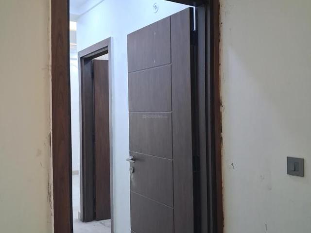 3 BHK Apartment in Sector 49 for resale Noida. The reference number is 21302529