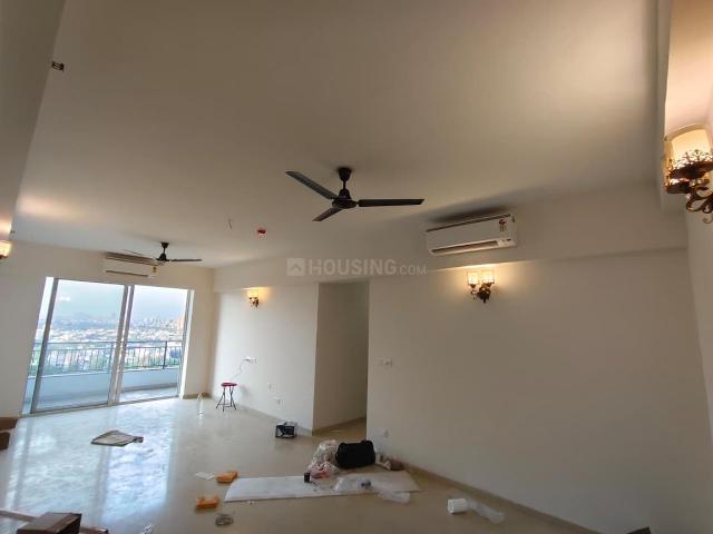 3 BHK Apartment in Sector 43 for rent Noida. The reference number is 19818227