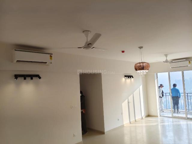 3 BHK Apartment in Sector 43 for rent Noida. The reference number is 20206196