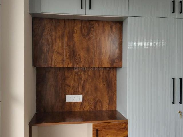 3 BHK Apartment in Sector 43 for rent Noida. The reference number is 20884139