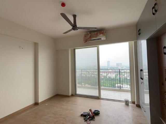 3 BHK Apartment in Sector 43 for rent Noida. The reference number is 20908039