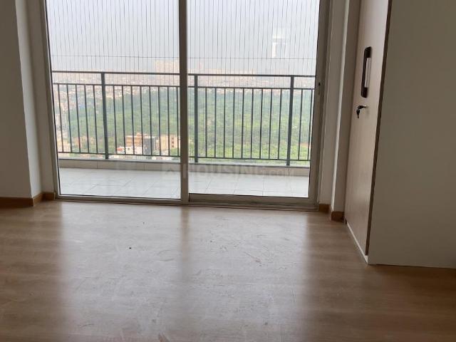 3 BHK Apartment in Sector 43 for rent Noida. The reference number is 21110965