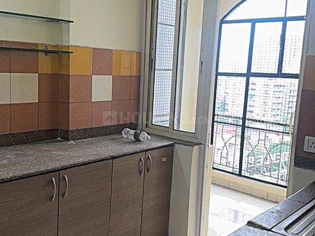 3 BHK Apartment in Sector 43 for rent Gurgaon. The reference number is 18510993