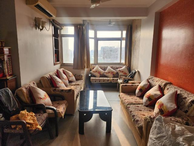 3 BHK Apartment in Sector 43 for rent Gurgaon. The reference number is 21051968