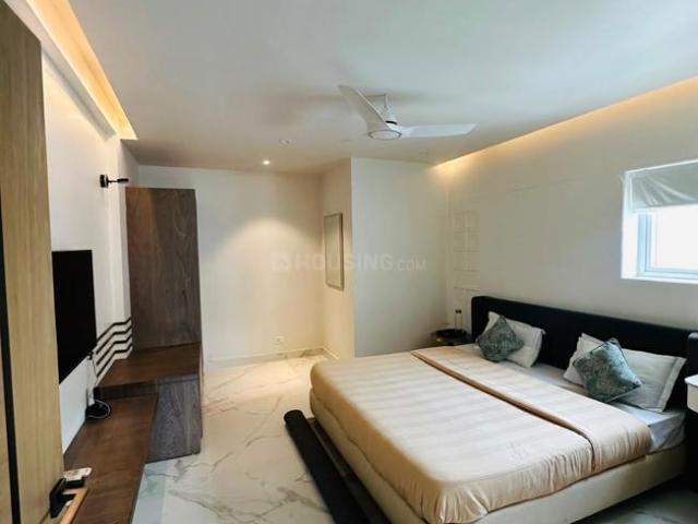 3 BHK Apartment in Sector 43 for rent Gurgaon. The reference number is 21110271