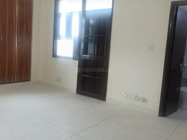 3 BHK Apartment in Sector 4 Dwarka for rent New Delhi. The reference number is 20957378