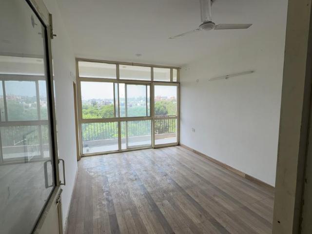 3 BHK Apartment in Sector 4 Dwarka for rent New Delhi. The reference number is 20934423