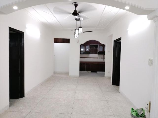 3 BHK Apartment in Sector 4 Dwarka for resale New Delhi. The reference number is 20127788